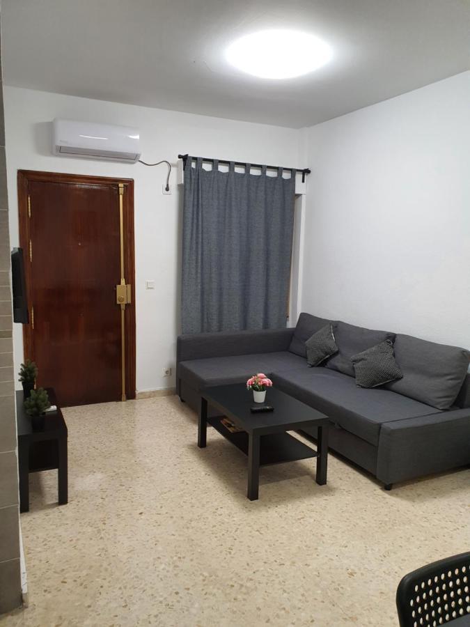 Apartmán Nat Pureza De Triana Sevilla Exteriér fotografie