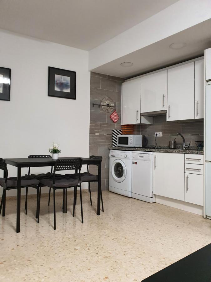 Apartmán Nat Pureza De Triana Sevilla Exteriér fotografie