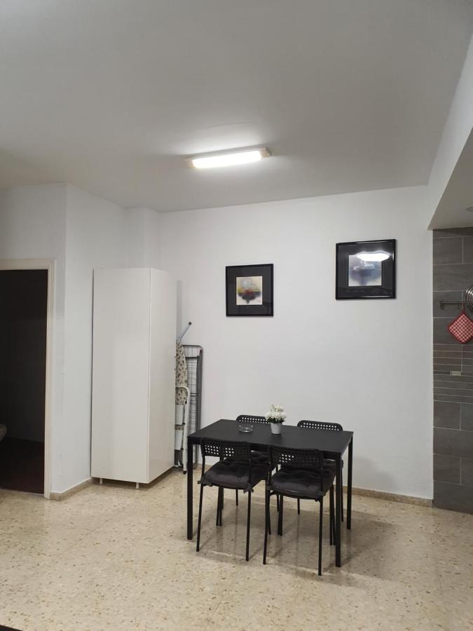 Apartmán Nat Pureza De Triana Sevilla Exteriér fotografie